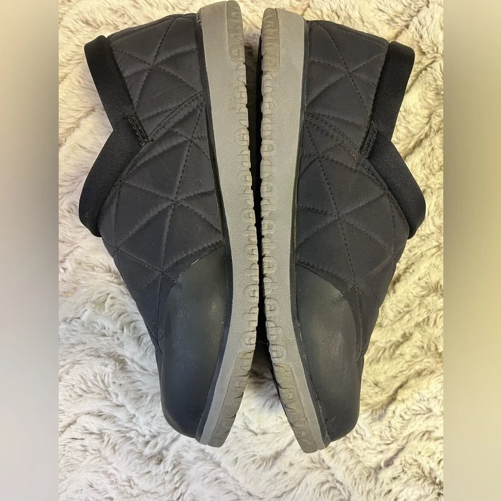 L.L. Bean Ultralight Primaloft Black Nylon Mesh Cozy Fleece Slip-Ons